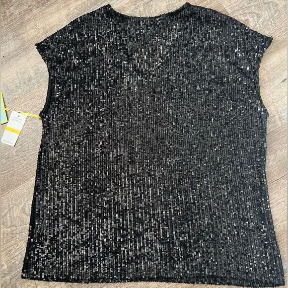 CeCe Sequined V-Neck Cap-Sleeve Black Blouse-Size Medium - Picture 2 of 7